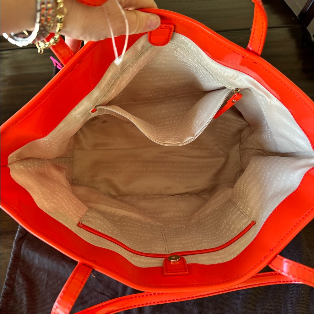 Authentic Kate Spade tote - Picture 4 of 10